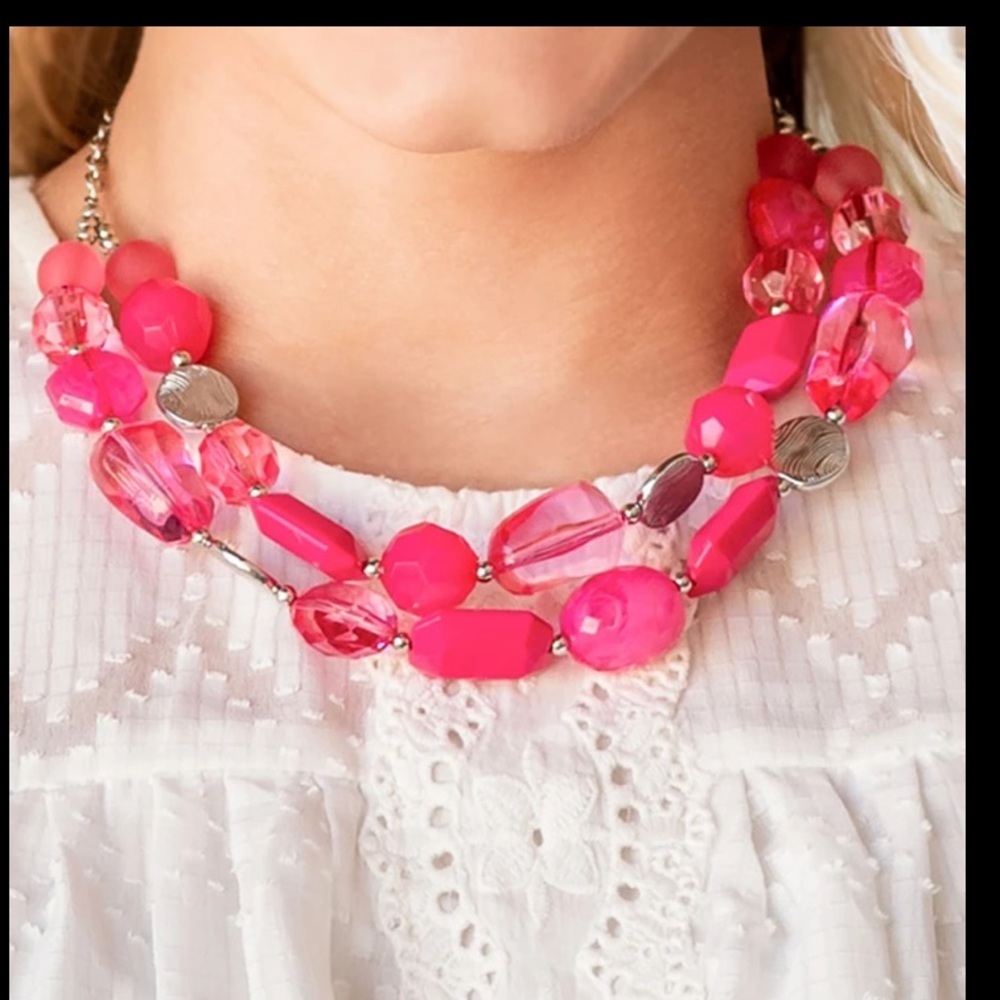 OCEANIC OPULENCE NWT Necklace